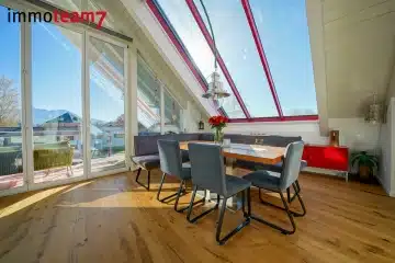 Unvergleichliches Wohnerlebnis – mitten im Rheintal, 6812 Meiningen, Dachgeschosswohnung
