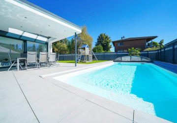 Stilvolles Familienidyll mit eigenem Pool, 6890 Lustenau, Einfamilienhaus