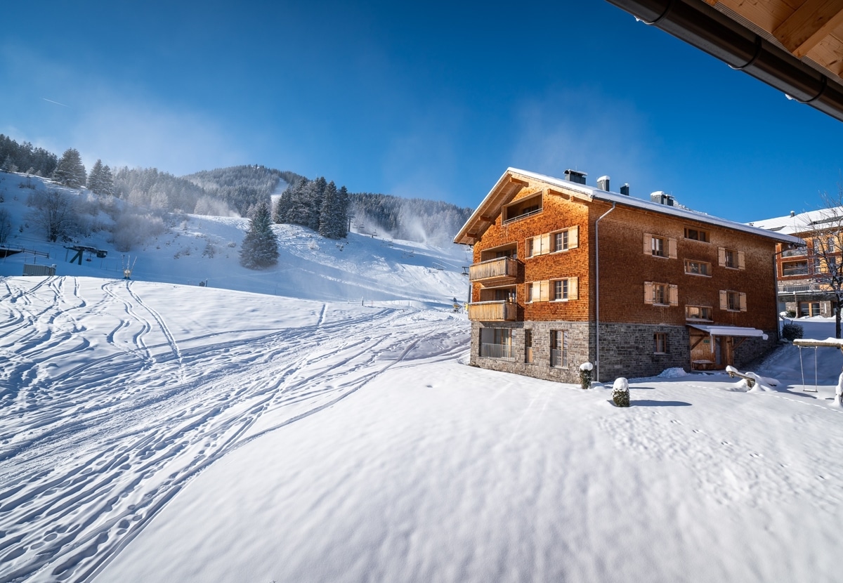 Skipiste direkt an der Anlage