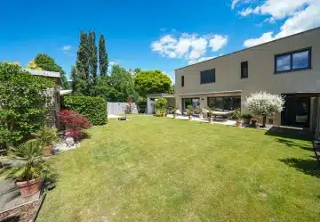 NEUER PREIS – Einfamilienhaus mit moderner Ausstattung, Sauna und idyllischem Außenbereich, 6841 Mäder, Einfamilienhaus