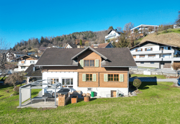 Charmantes Landhaus mitten im sonnigen Vorderland, 6832 Röthis, Einfamilienhaus