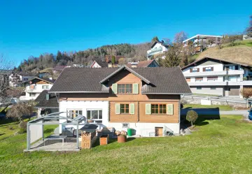 Charmantes Landhaus mitten im sonnigen Vorderland, 6832 Röthis, Einfamilienhaus